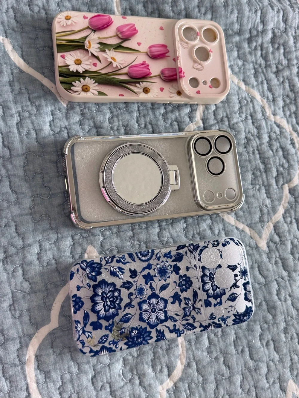 Blue & White Floral Protective Phone Case with Card Grip - iPhone 17 pro only